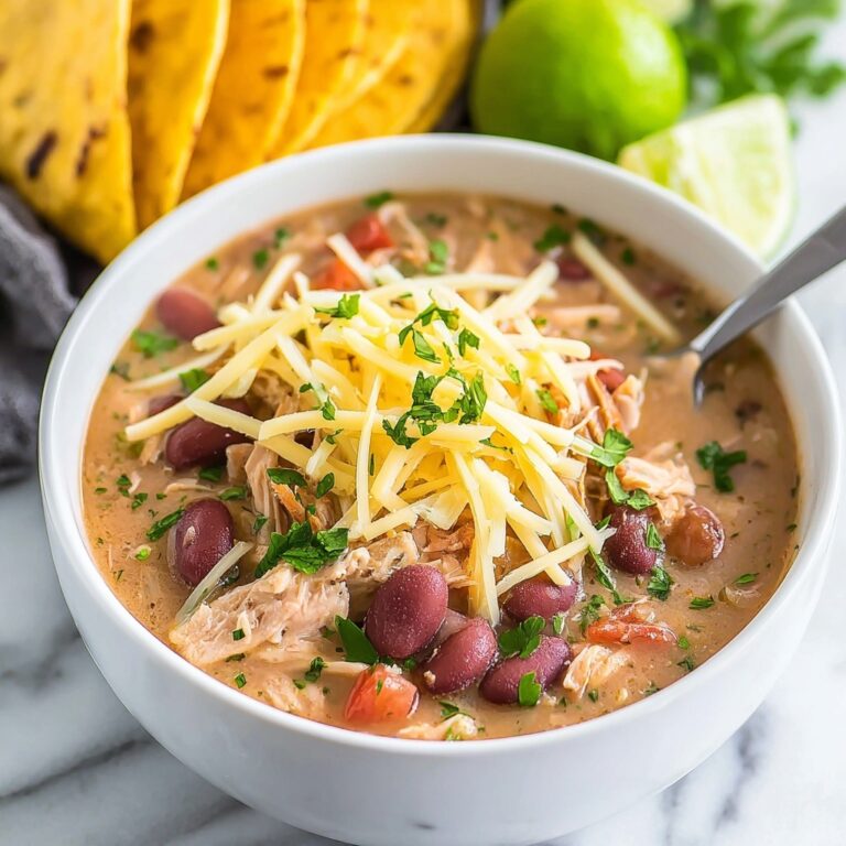 White Chicken Chili Crockpot: Easy Slow Cooker Recipe