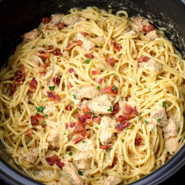 Slow Cooker Chicken Spaghetti with Garlic Parmesan and Bacon Recipe